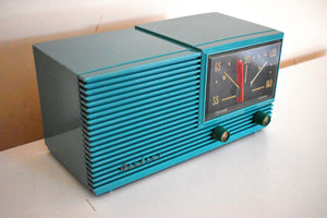 Turquoise Green 1957 Airline Model HSE1625A AM Vacuum Tube Radio Loud and Clear Looks Great!