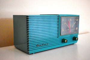 Turquoise Green 1957 Airline Model HSE1625A AM Vacuum Tube Radio Loud and Clear Looks Great!