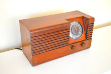 Load image into Gallery viewer, Wood 1948 Artone Model R-1046M Vacuum Tube AM Radio Rare Manufacturer Solid Player!