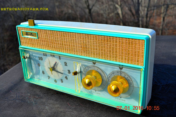 SOLD! - Dec 9, 2015 - BELLS AND WHISTLES Mint Green Retro Jetsons Vintage 1961 Arvin Model 51R56 AM Tube Clock Radio Amazing! - [product_type} - Arvin - Retro Radio Farm
