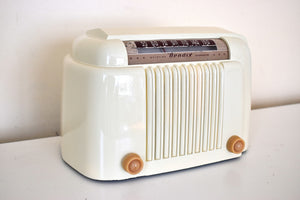 Ivory White 1947 Bendix Aviation Model 110 Vacuum Tube AM Radio Excellent Condition Great Sounding Cuteness Award!