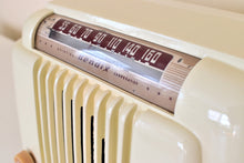 画像をギャラリービューアに読み込む, アイボリー ホワイト 1947 ベンディックス アビエーション モデル 110 真空管 AM ラジオ 素晴らしい状態 素晴らしいサウンドのかわいさ賞を受賞!
