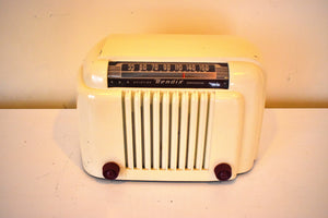 Ivory White 1946 Bendix Model 526B "The Toaster" Vacuum Tube AM Radio So Cute! Excellent Performer!