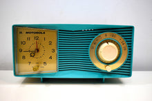 Load image into Gallery viewer, Aqua Mid Century 1960 Motorola Model C15JK25 Vacuum Tube AM Clock Radio Sounds Great! Looks Great!