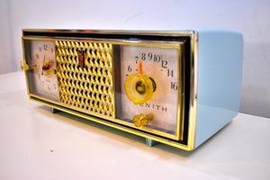 Diamond Blue and Gold Mid Century Vintage 1960 Zenith The Saxony Model C520B AM Vacuum Tube Clock Radio Opulent Looks Sounds Primo!