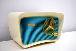 Turquoise and White 1959 Travler Model T-204 AM Tube Radio Cute As A Button!