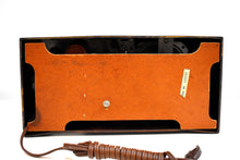Load image into Gallery viewer, The Iconic Tri-Star 1955 Arvin Model 855T Vacuum Tube AM Radio A Collector&#39;s Dream!