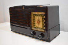 Load image into Gallery viewer, Umber Brown Bakelite 1940 Emerson Model 333 AM Tube Radio Sounds Marvelous!