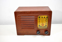 Load image into Gallery viewer, Leatherette Brown Bakelite 1942 Emerson Model 461 AM Vacuum Tube Radio Sounds Marvelous Hard To Find Condition!