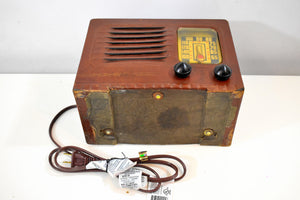 Leatherette Brown Bakelite 1942 Emerson Model 461 AM Vacuum Tube Radio Sounds Marvelous Hard To Find Condition!