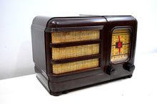 Load image into Gallery viewer, Marble Swirly Brown Bakelite Vintage 1941 Philco Model PT-30 AM Vacuum Tube Radio Excellent+ Condition!