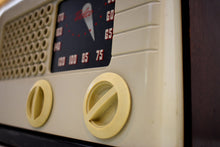 Load image into Gallery viewer, Ivory Bakelite and Wood Post War 1948 Delco Model R-1238 AM Vacuum Tube Radio Works Great!
