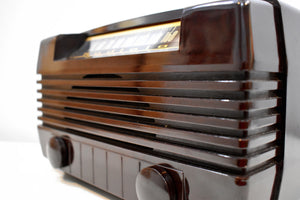 Post War 1947 Radiola Model 61-8 Bakelite AM Tube Radio Works Great Excellent Near Mint Condition!