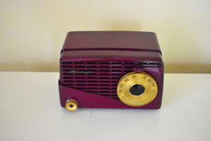 Maroon 1952 CBS Model 517A AM Vacuum Tube Radio Rare Model Rare Color Pristine Condition!