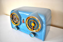 Charger l&#39;image dans la galerie, Ice Blue Metallic Crosley 1951 Model 11-125GN AM Vacuum Tube Clock Radio Quality Construction Sounds Great!