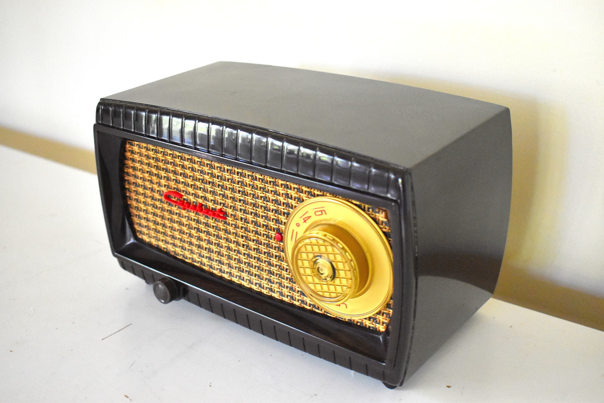 ティンバー ブラウンとウィッカー ヴィンテージ 1954 ケープハート