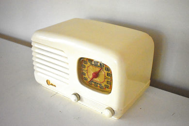 Bubble Ivory 1946 Clarion Model C100X Vacuum Tube AM Radio Excellent Condition Sounds Great!