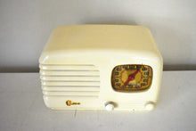 Load image into Gallery viewer, Bubble Ivory 1946 Clarion Model C100X Vacuum Tube AM Radio Excellent Condition Sounds Great!