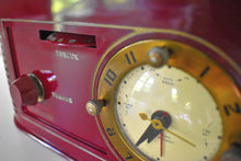 Charger l&#39;image dans la galerie, Cabernet Red Golden Age Art Deco 1948 Continental Model 1600 AM Vacuum Tube Clock Radio Sounds Dreamy! Glamorous Looks!