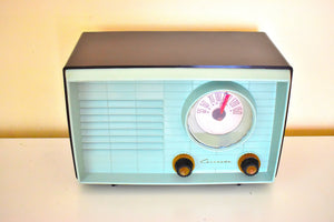 Mint Green and Bakelite 1949 Coronado Model 05RA37-43-8360A AM Vacuum Tube Radio Sounds Terrific Excellent Condition!