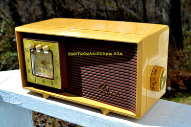 SOLD! - Apr 18, 2017 - BUTTERSCOTCH Retro Space Age 1955 Sylvania R5485-9211 Tube AM Clock Alarm Radio Almost Pristine!