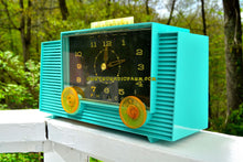 画像をギャラリービューアに読み込む, SOLD! - Dec 8, 2017 - TURQUOISE Mid-Century Retro Vintage 1959 Philco Model G755-124 AM Tube Clock Radio Totally Restored! - [product_type} - Philco - Retro Radio Farm