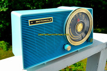 画像をギャラリービューアに読み込む, SOLD! - Dec 19, 2017 - POSEIDON BLUE Mid Century Vintage 1963 Motorola Model A18B49 AM Tube Radio Excellent Condition! - [product_type} - Motorola - Retro Radio Farm