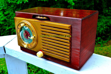 Sold! - Oct 21, 2017 - BLUETOOTH MP3 READY - BURLED TOP Art Deco 1952 General Electric Model 521F AM Brown Bakelite Tube Clock Radio