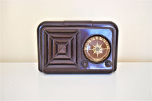 Load image into Gallery viewer, Mocha Brown Bakelite 1946 Automatic Model 614X Vacuum Tube AM Radio Sounds Great Beautiful Design!