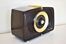 Load image into Gallery viewer, Wenge Brown Bakelite 1951 RCA Victor Model X-551 Vacuum Tube Radio Looks and Sounds Great!