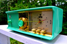 画像をギャラリービューアに読み込む, SOLD! - Dec. 8, 2017 - SEA GREEN Mid Century Retro Antique Jetsons 1957 Motorola 57CC Tube AM Clock Radio Totally Restored! - [product_type} - Motorola - Retro Radio Farm
