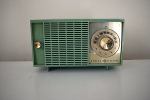 Bluetooth Ready to Go - 1959 Leaf Green General Electric Model T-129 AM Vacuum Tube Clock Radio Sounds Great!