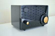 Charger l&#39;image dans la galerie, Bluetooth Ready To Go - Cube Black 1957 Emerson Model 851 AM Vacuum Tube Radio Black Beauty!!