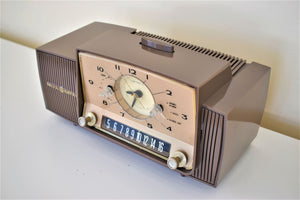 Nutmeg Tan Mid Century 1958 General Electric Model C-482B Vacuum Tube AM Clock Radio Beauty Sounds Fantastic Popular Design!
