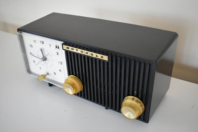 Bluetooth Ready To Go - Mamba Black Mid Century 1959 Motorola Model 5C11E AM Vacuum Tube Clock Radio