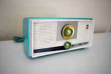 Charger l&#39;image dans la galerie, Aquamarine Turquoise and White 1959 Sylvania Model 5T17 Vacuum Tube AM Radio So Cute and Sounds Great!