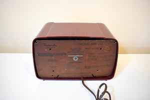 バーガンディ ビューティー 1949 モトローラ モデル 68X-11Q ヴィンテージ真空管 AM クロック ラジオ 音も見た目も素晴らしい！