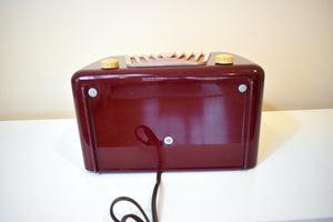 Burgundy Beauty 1949 Motorola Model 68X-11Q Vintage Vacuum Tube AM Clock Radio Great Sounding and Looking!