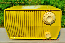 Charger l&#39;image dans la galerie, SOLD! - Sept 7, 2014 - BUTTER YELLOW Retro Jetsons Vintage 1959 Admiral 4L26A Tube AM Radio WORKS! - [product_type} - Admiral - Retro Radio Farm
