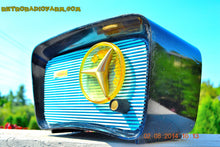 Charger l&#39;image dans la galerie, SOLD! - Aug 9, 2014 - SO JETSONS LOOKING Retro Vintage AQUA and BLACK Travler T-204 AM Tube Radio WORKS! - [product_type} - Travler - Retro Radio Farm