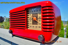 Charger l&#39;image dans la galerie, SOLD! - Oct 7, 2014 LIPSTICK RED Vintage Deco Retro 1947 Philco Transitone 46-200 AM Bakelite Tube Radio Works! Wow! - [product_type} - Philco - Retro Radio Farm