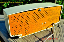 Charger l&#39;image dans la galerie, SOLD! - Nov 29, 2014 - AVOCADO and white AM/FM Retro Vintage 1960&#39;s Sears Model 2027 Solid State Radio WORKS! - [product_type} - Sears - Retro Radio Farm