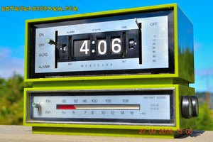 SOLD! - Dec 29, 2014 - GRASSHOPPER GREEN Retro Jetsons Vintage 1960's or 1970's Westclox AM/FM Solid State Clock Radio Alarm WORKS! - [product_type} - Westclox - Retro Radio Farm
