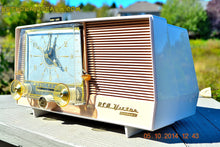 Charger l&#39;image dans la galerie, SOLD! - Dec 14, 2014 - TAN and White Retro Jetsons Vintage 1957 RCA 1-X-5KE AM Tube Clock Radio WORKS! - [product_type} - RCA Victor - Retro Radio Farm