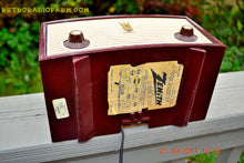 Charger l&#39;image dans la galerie, SOLD! - Dec 30, 2014 - BURGUNDY Retro Jetsons Vintage 1957 Zenith B508R AM Tube Radio WORKS! - [product_type} - Zenith - Retro Radio Farm