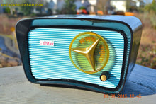 Charger l&#39;image dans la galerie, SOLD! - Jan 23, 2015 - SO JETSONS LOOKING Retro Vintage AQUA and BLACK Travler T-204 AM Tube Radio WORKS! - [product_type} - Travler - Retro Radio Farm