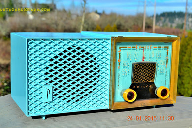 売れました！ - 2015 年 2 月 1 日 - ダフネ ブルー レトロ ヴィンテージ Jetsons 1953 Philco モデル 53-950 チューブ AM クロック ラジオ 動作します。
