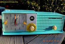 画像をギャラリービューアに読み込む, SOLD! - Aug 19 - 2015 - WOWIE! - Aqua Blue Green Retro Jetsons 1956 Motorola 57CD Tube AM Clock Radio NOS New Old Stock Cabinet Totally Restored! - [product_type} - Motorola - Retro Radio Farm