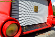 Charger l&#39;image dans la galerie, SOLD! - April 14, 2015 - CIMARRON RED Dashboard Retro Jetsons 1953 Motorola 53H Tube AM Radio Works! - [product_type} - Motorola - Retro Radio Farm