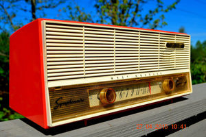 売れました！ - 2015 年 12 月 21 日 - SOCKEYE サーモン ピンク レトロ Jetsons ヴィンテージ 1957 ウェスチングハウス H-637T6A AM 真空管ラジオが動作します。